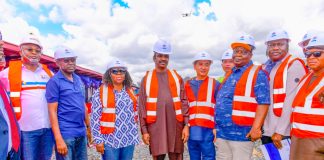 Minister of transportation during the inspection of the project.