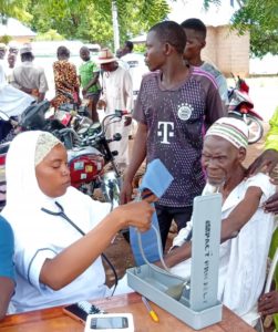 The medical team attending to patients during the outreach at Mayo Farang on Saturday.