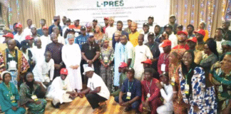 A group picture of participants of the workshop.