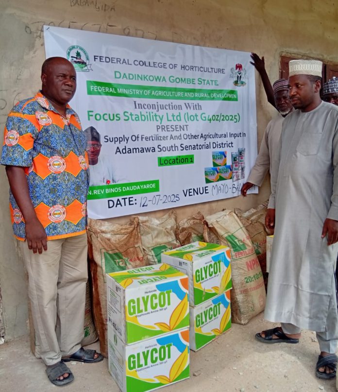 The distribution exercise in session.