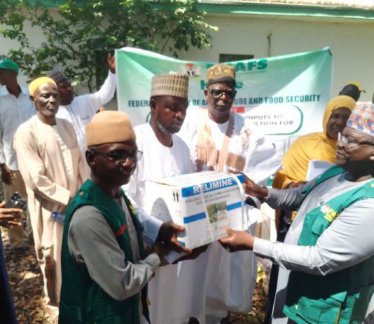 Inputs being distributed to farmers in Bauchi.
