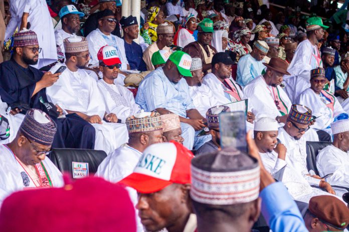 The crowd during the event.